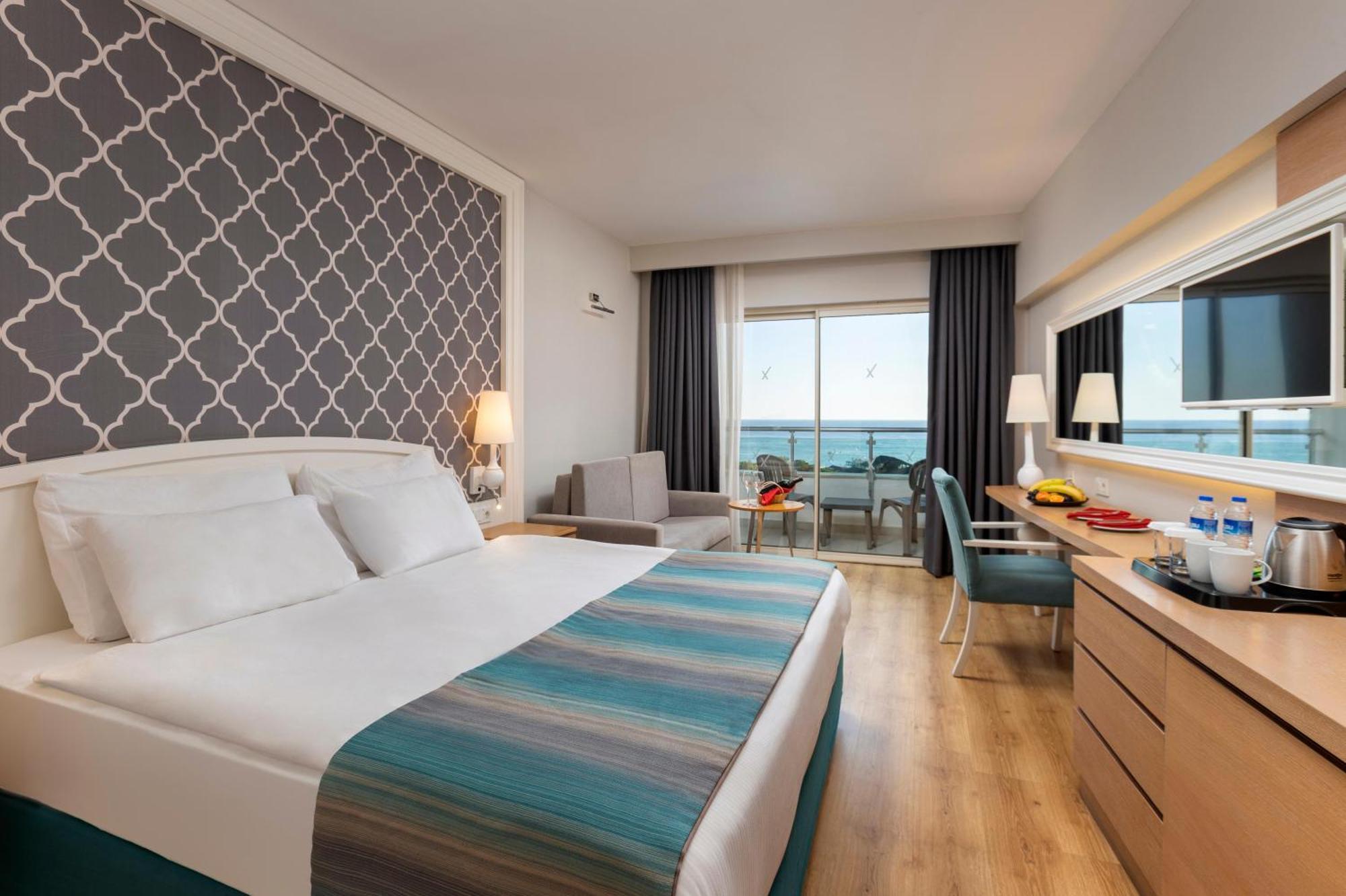 Standard Double or Twin Room Side Sea View